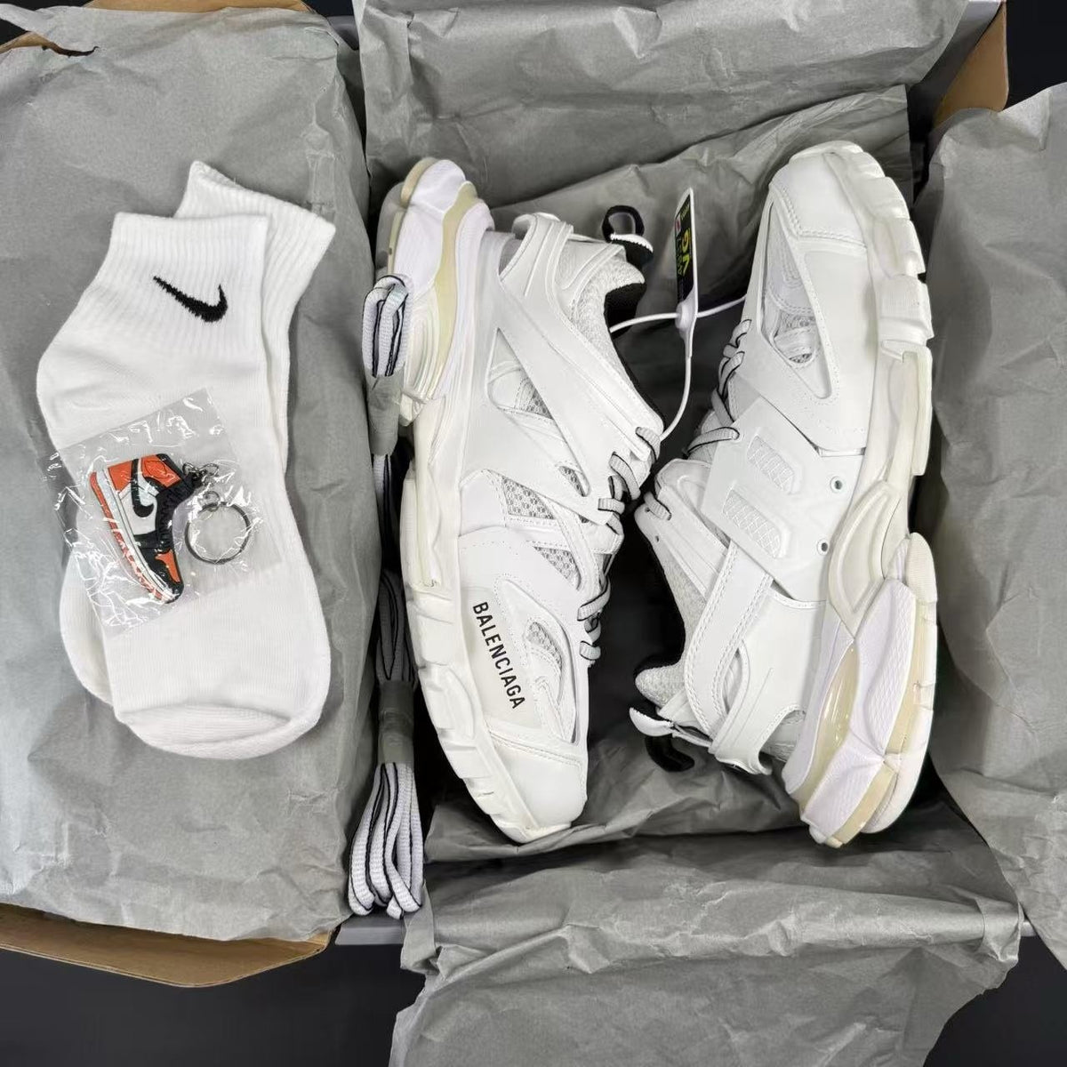 BALENCIAGA TRACK