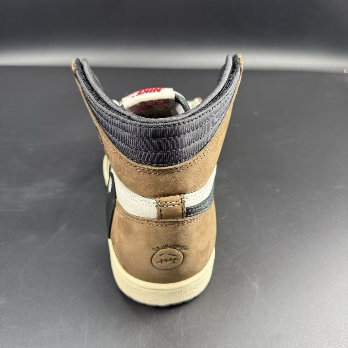 JORDAN 1