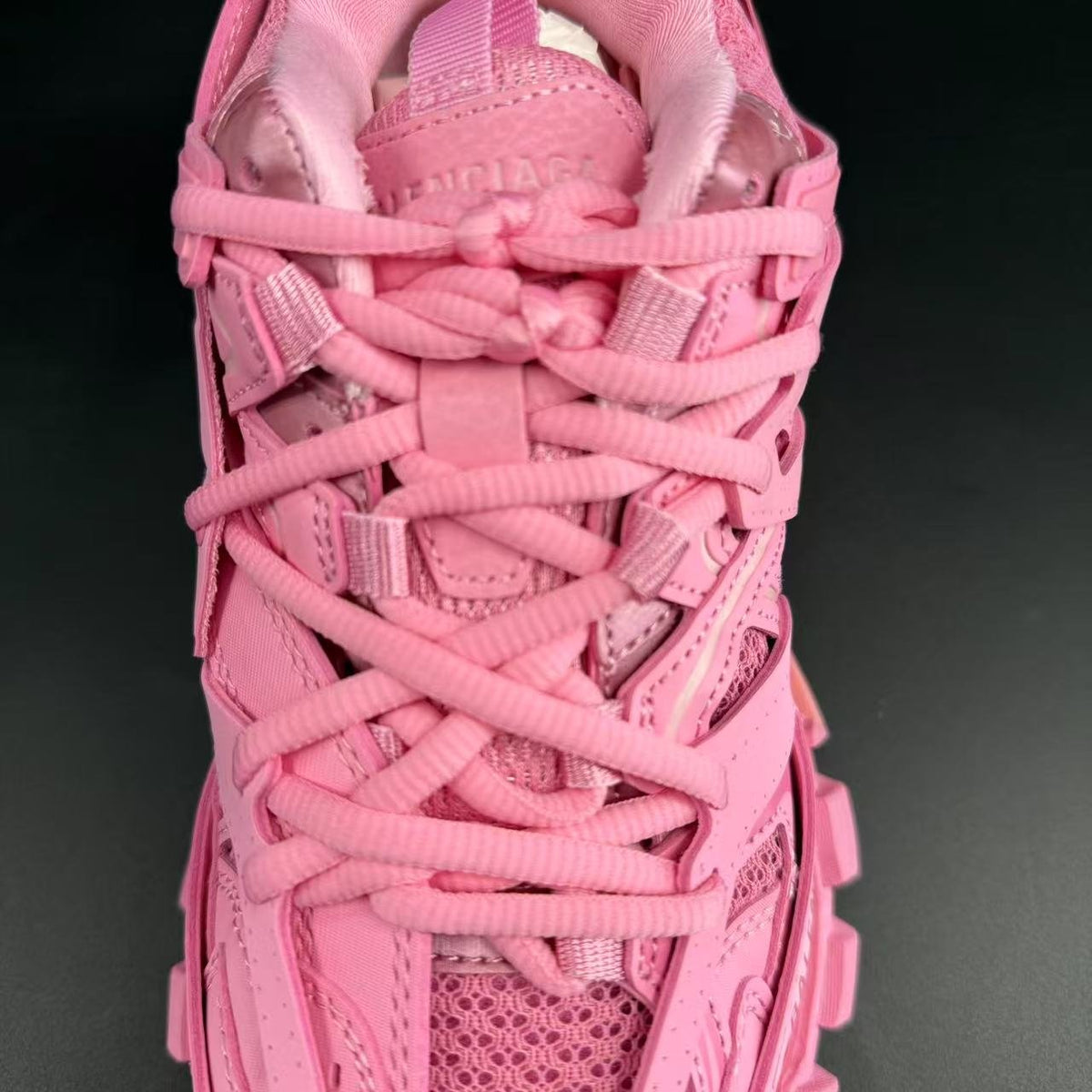 BALENCIAGA TRACK