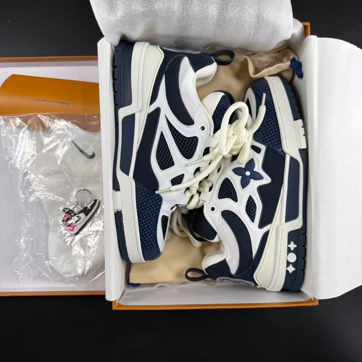LV SKATE