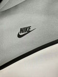 NK TECH FLEECE – GRIGIO/BIANCO (completo)