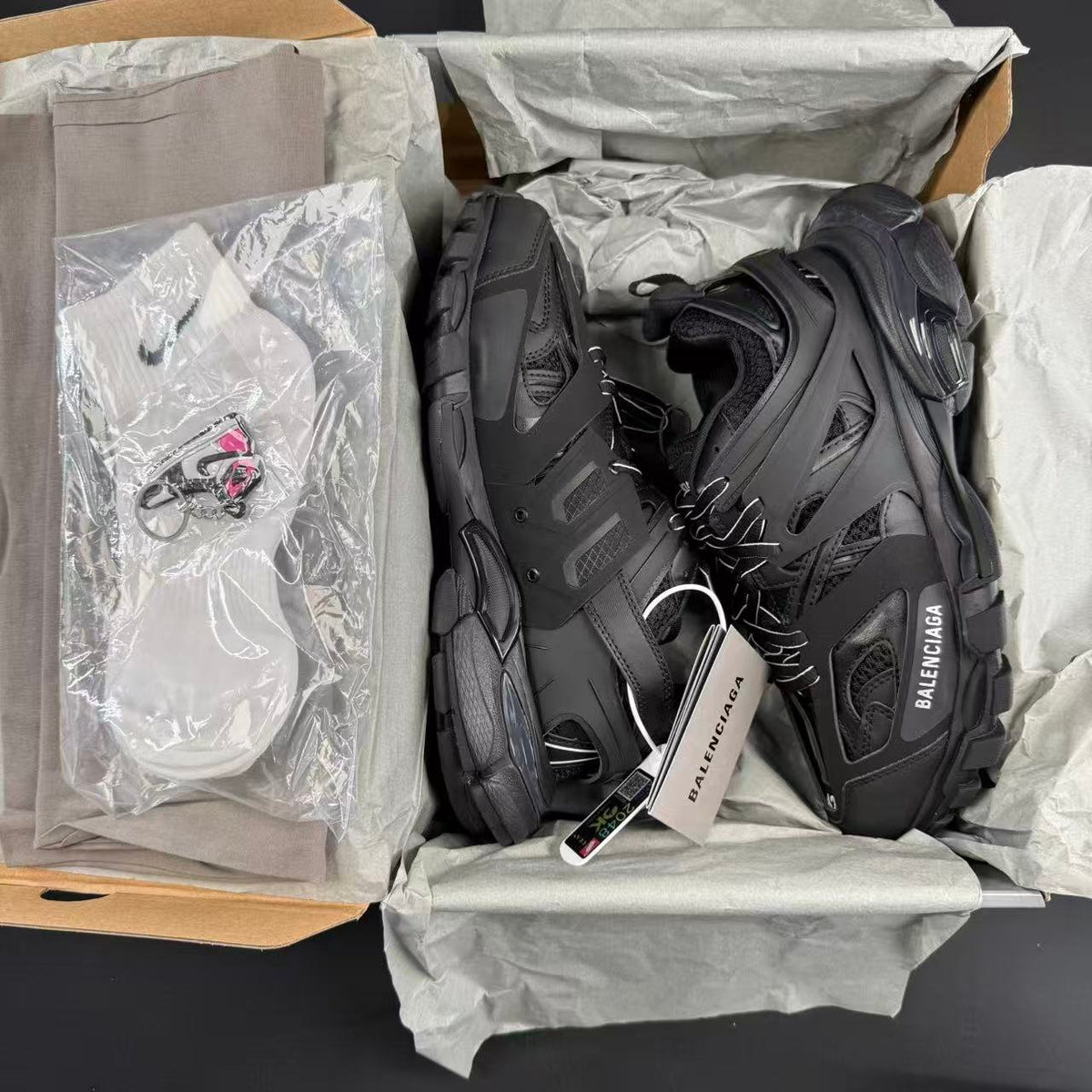 BALENCIAGA TRACK