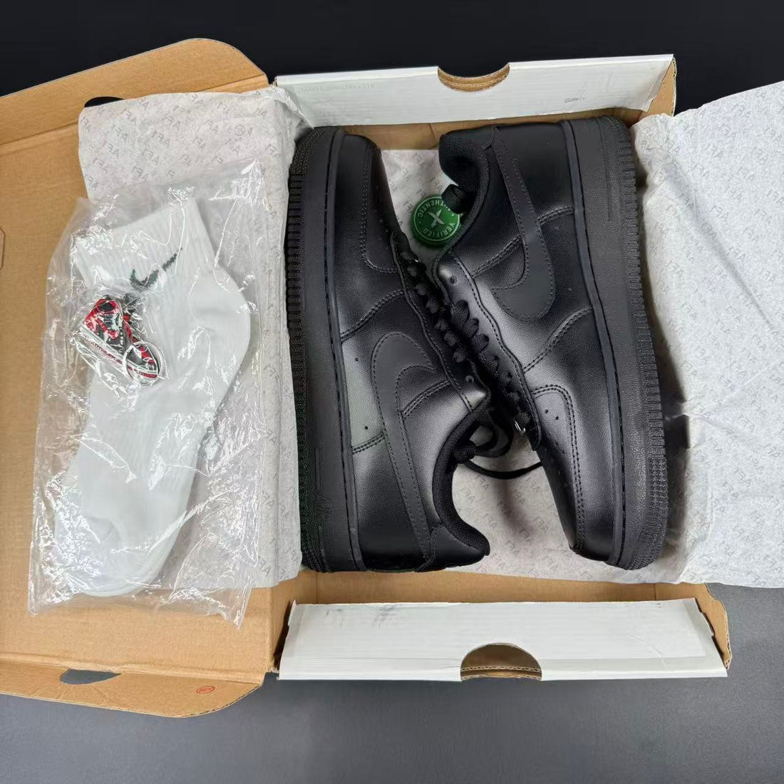 AF1