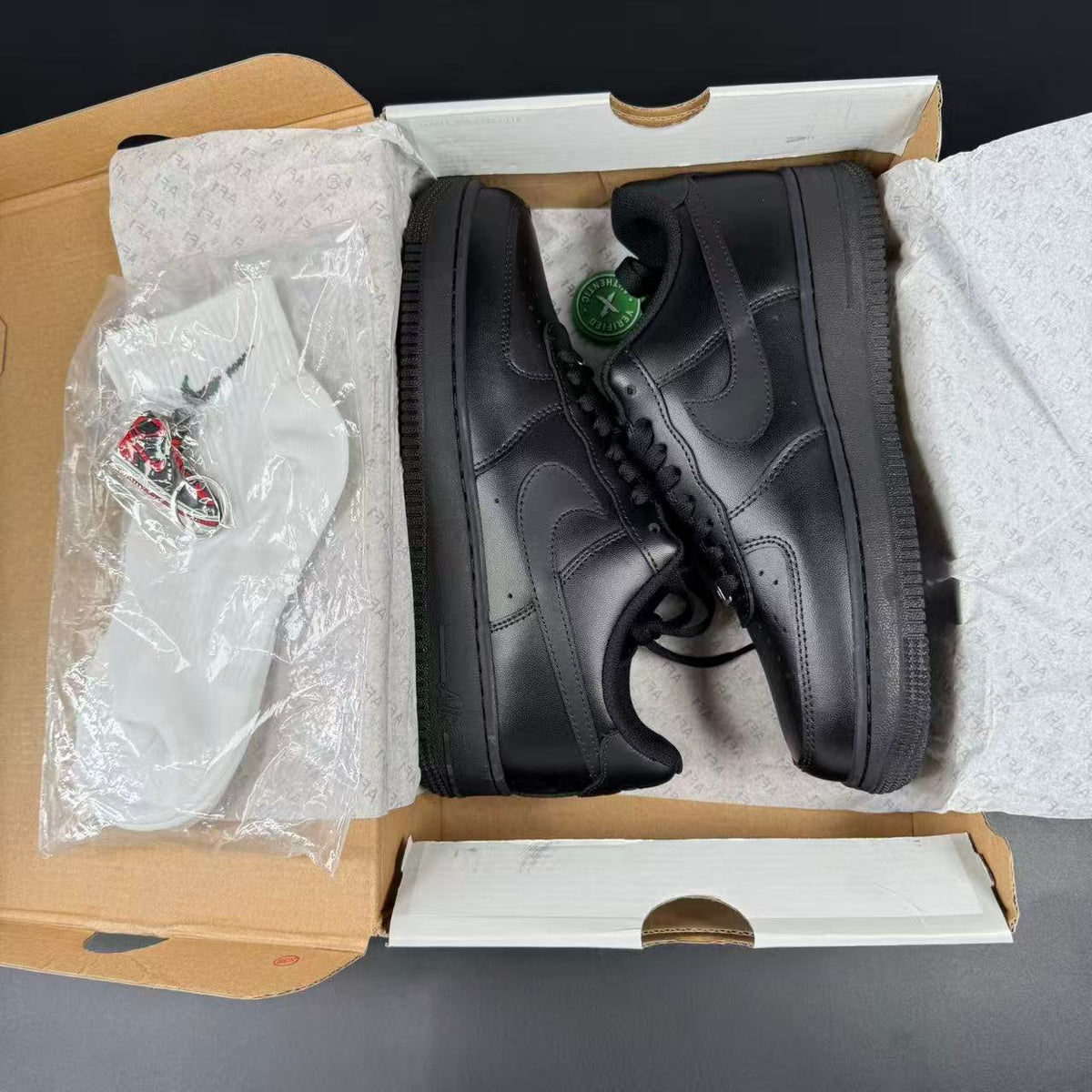 AF1