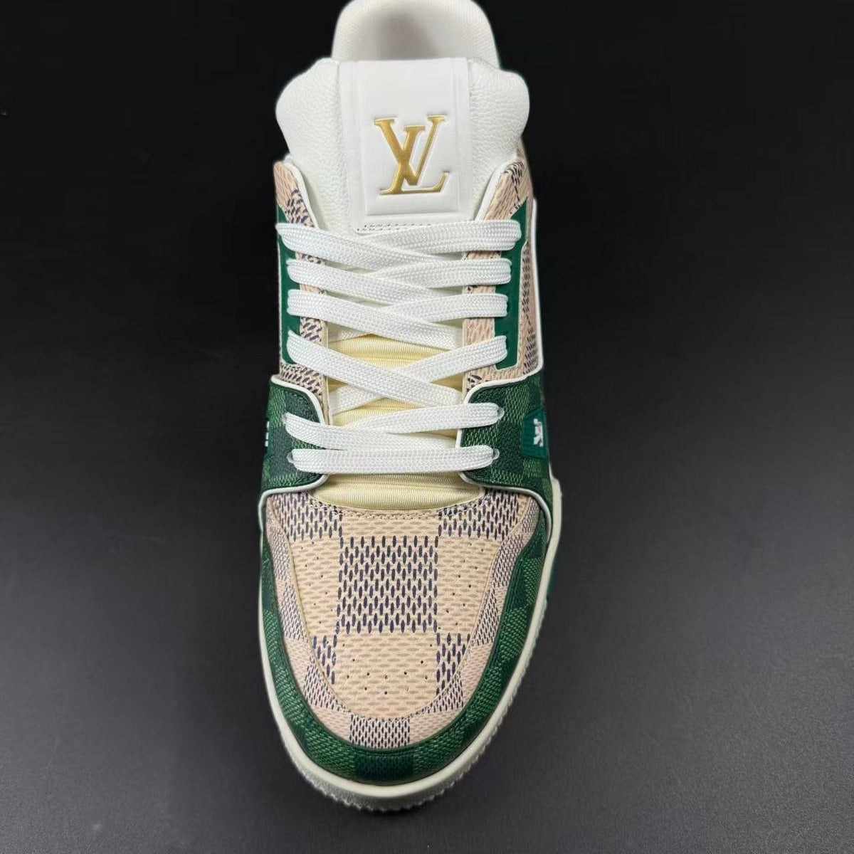 LV TRAINER