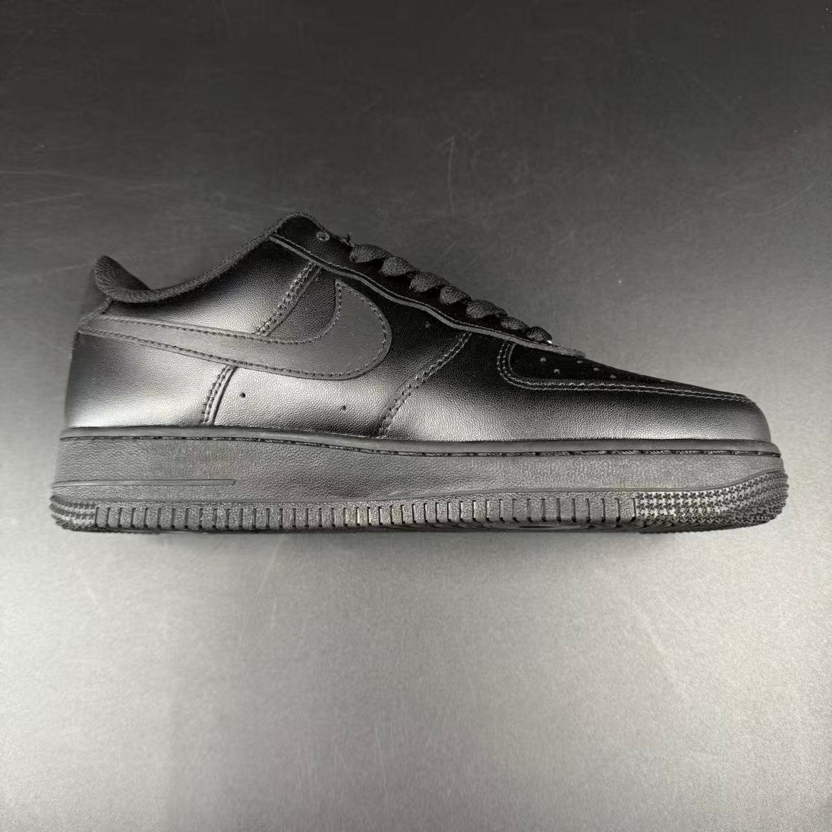 AF1