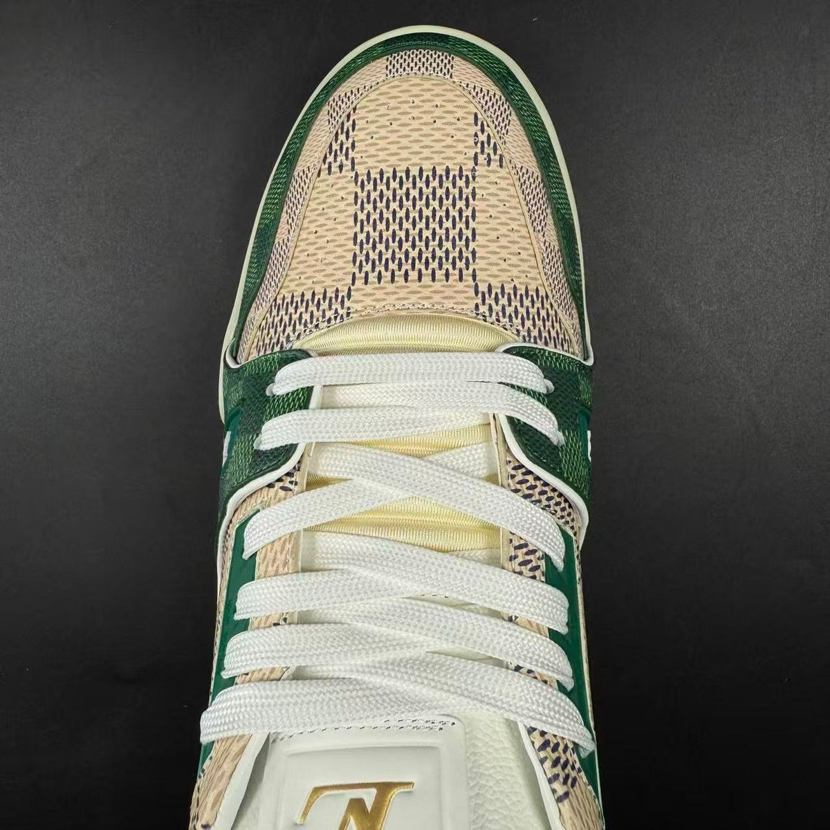 LV TRAINER