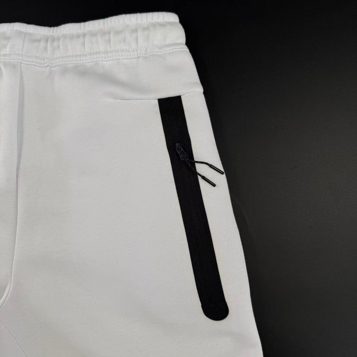 NK TECH FLEECE – GRIGIO/BIANCO (completo)