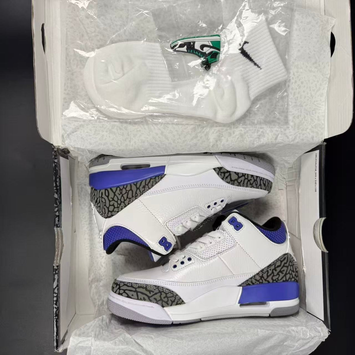 JORDAN 3