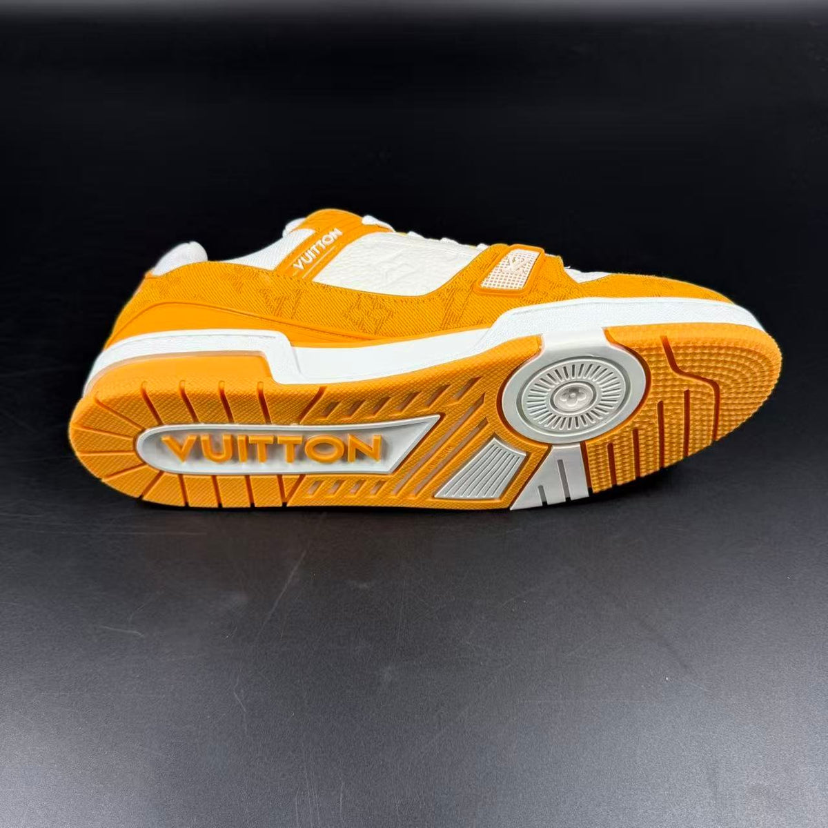 LV TRAINER
