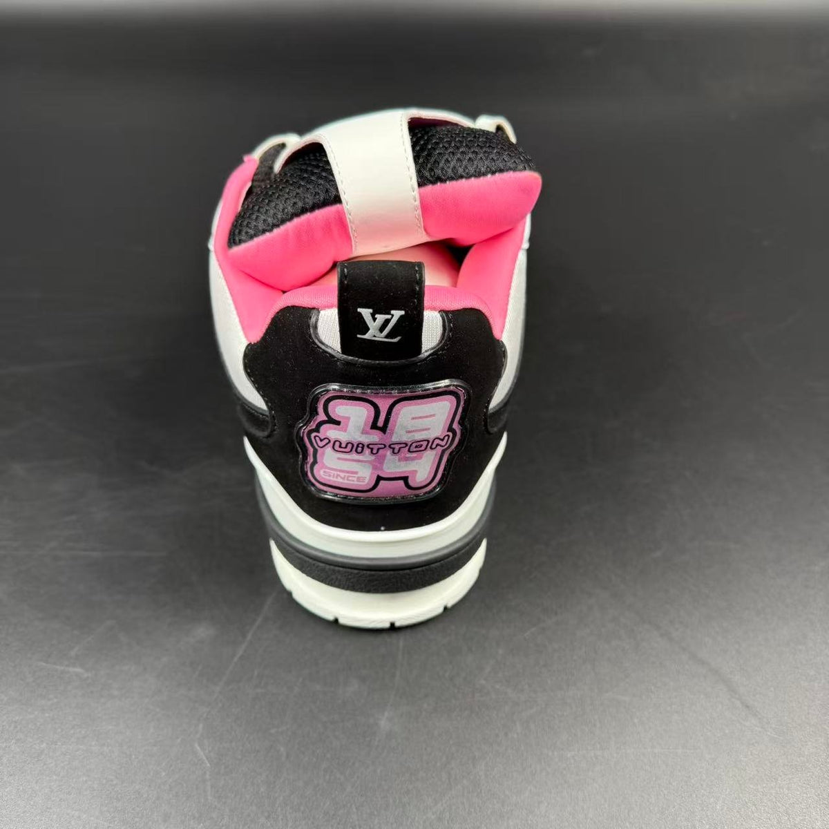 LV SKATE