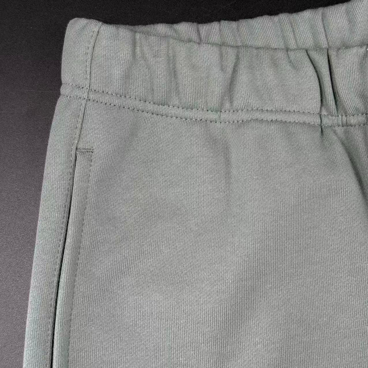 PANTALONCINI ESSENTIALS