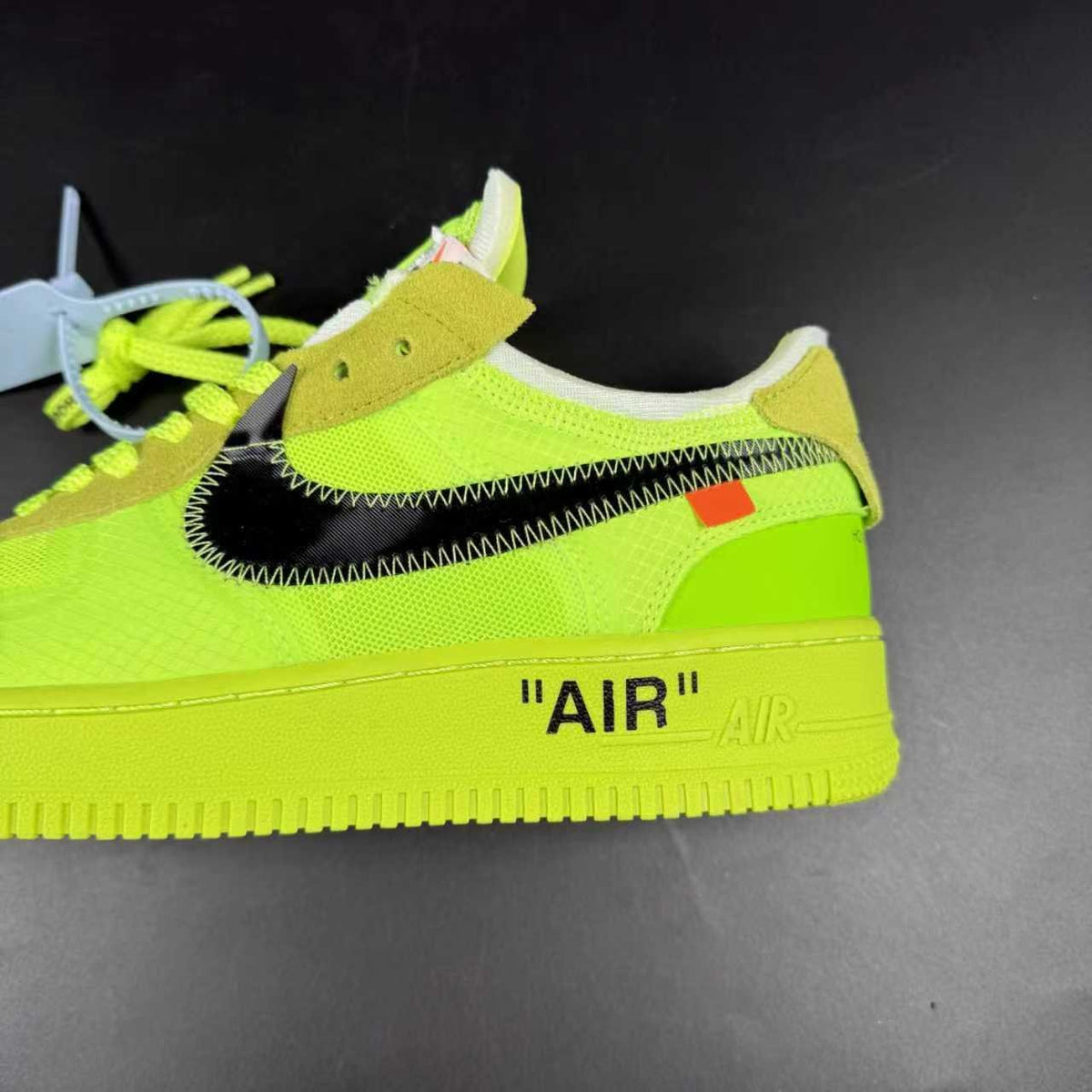 AF1 x OFF-W.