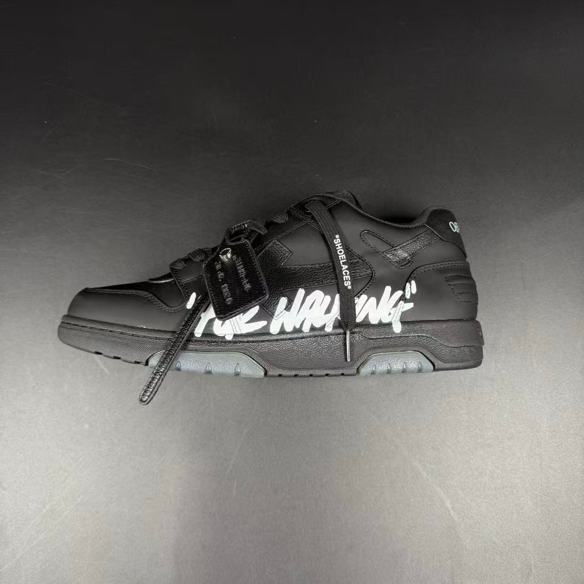 OFF-WHITE OUT OF OFFICE