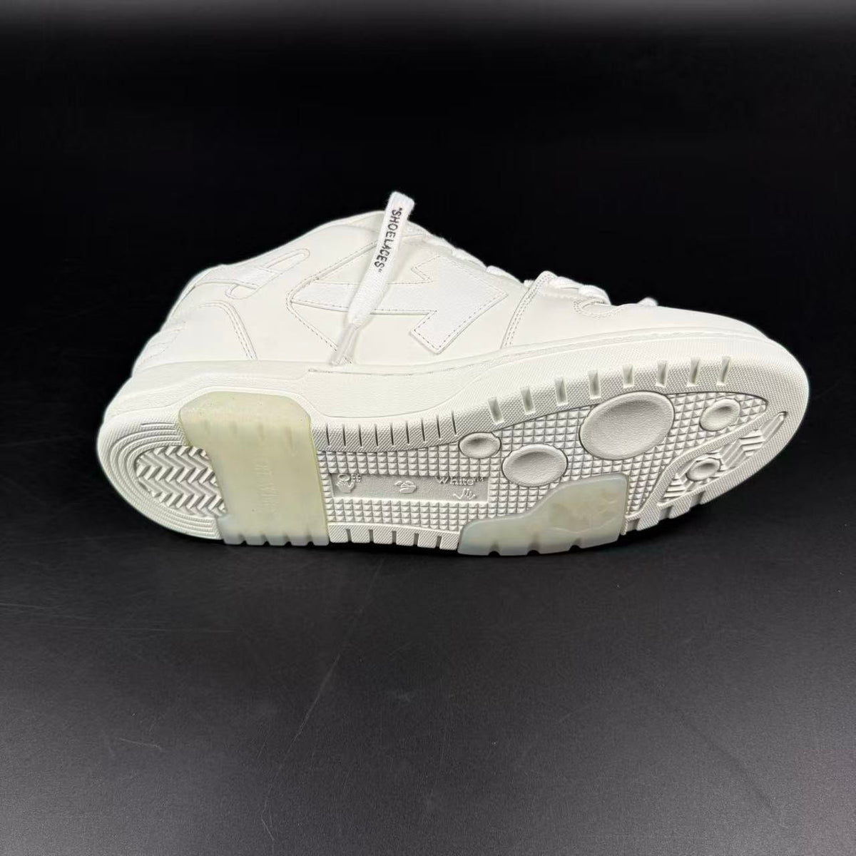 OFF-WHITE OUT OF OFFICE