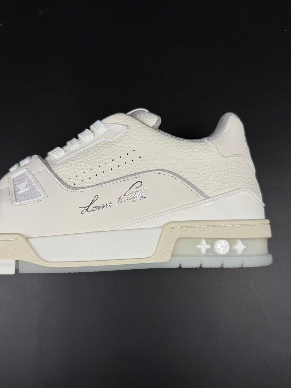 LV TRAINER