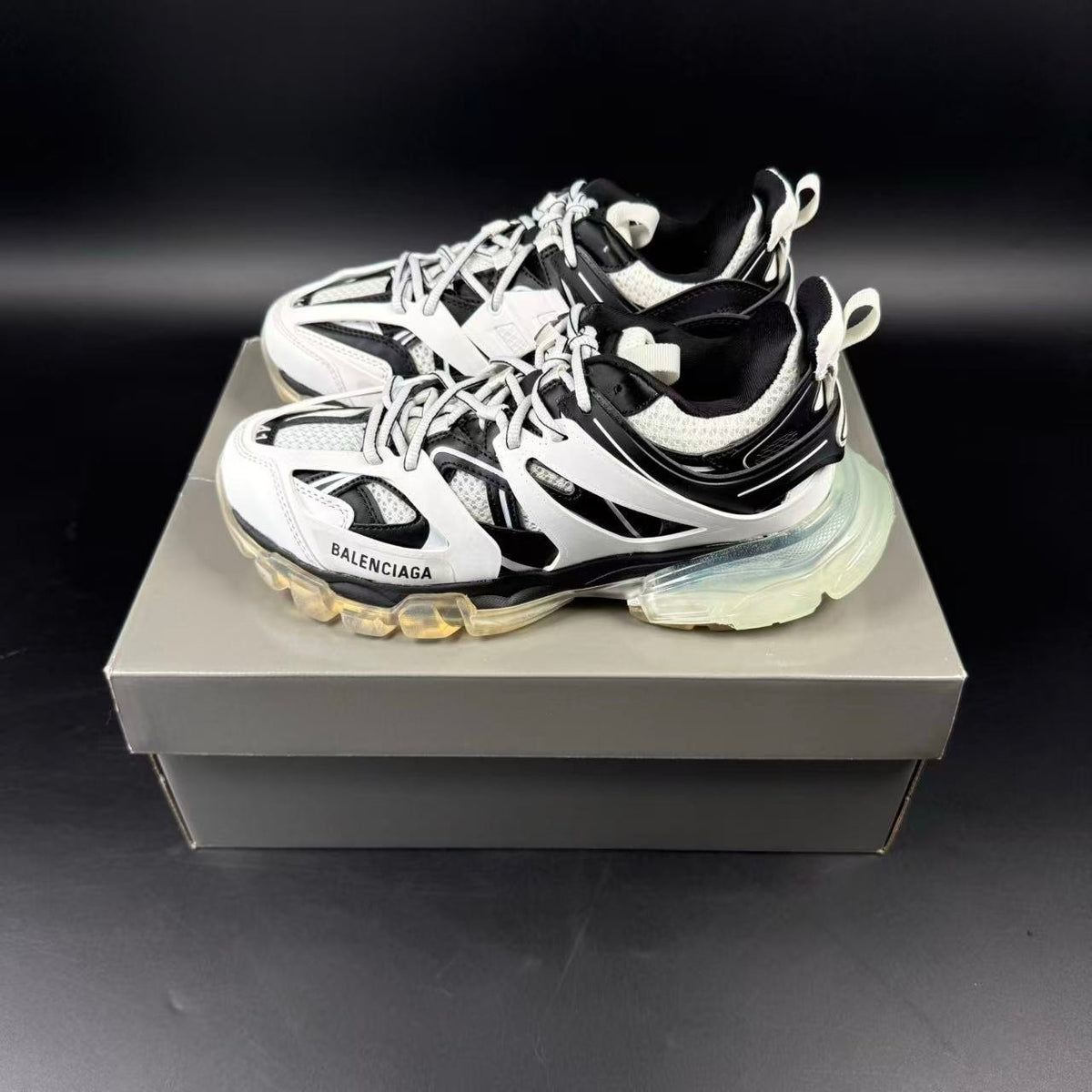 BALENCIAGA TRACK