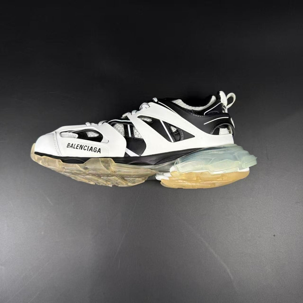BALENCIAGA TRACK