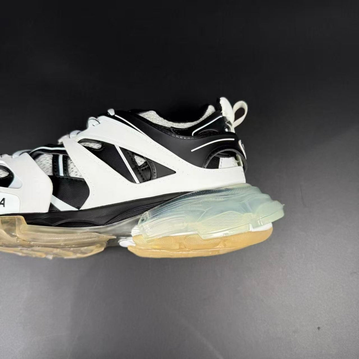 BALENCIAGA TRACK
