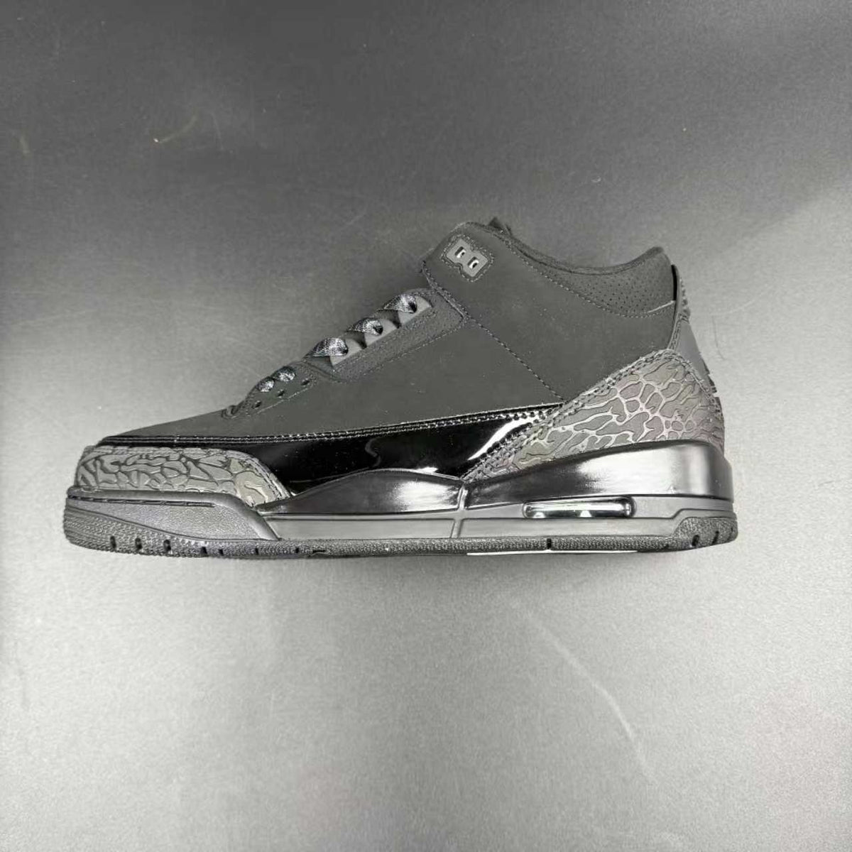 JORDAN 3