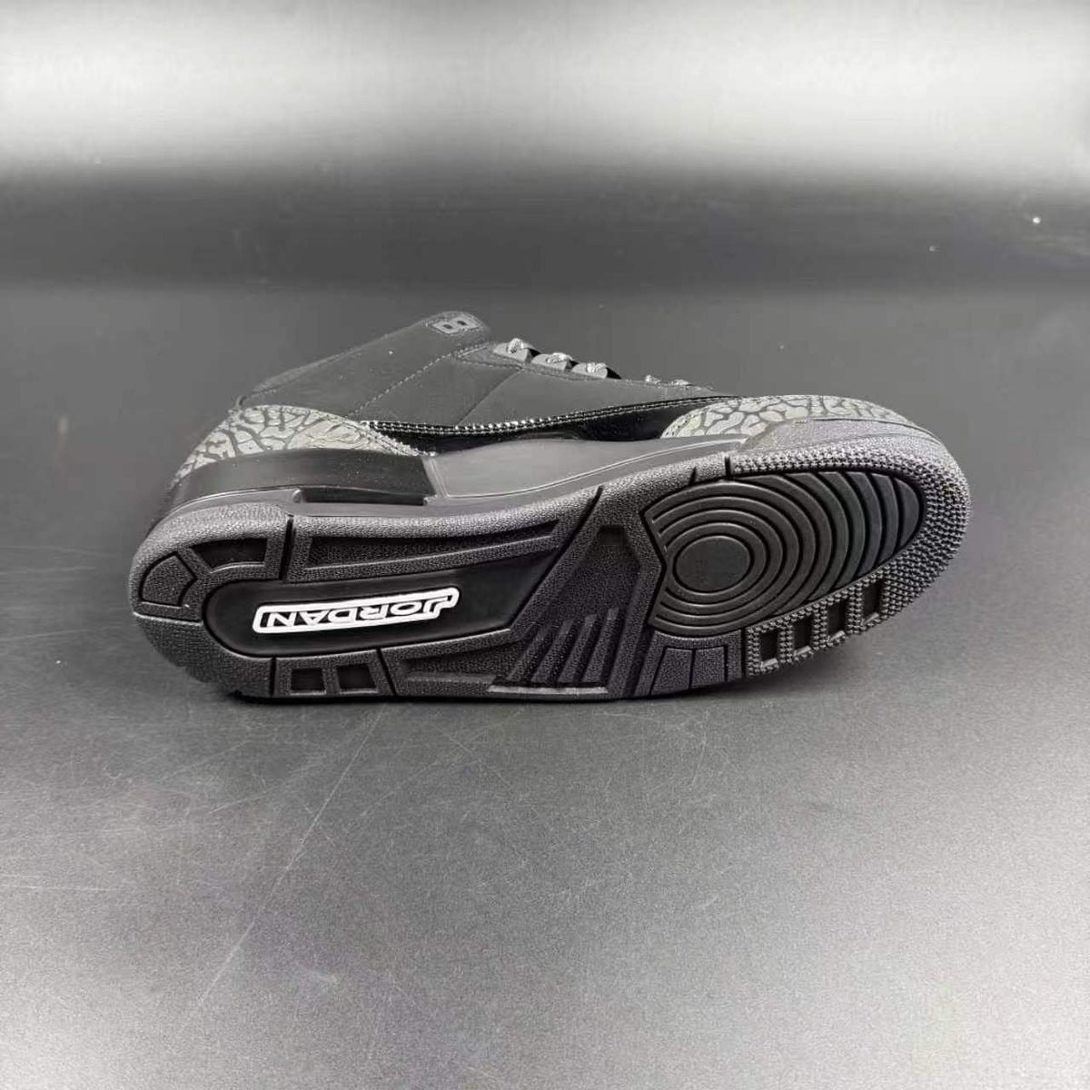 JORDAN 3