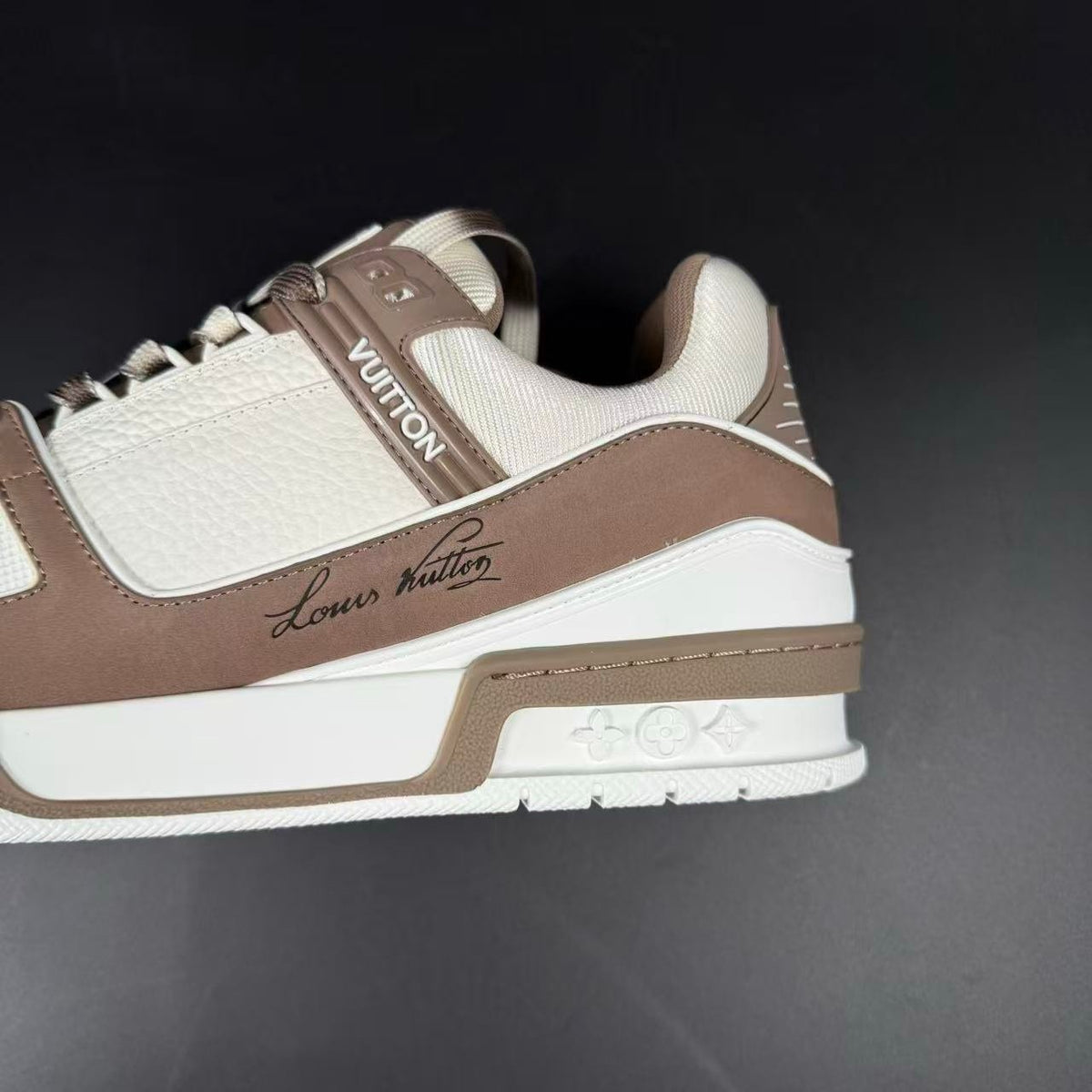 LV TRAINER