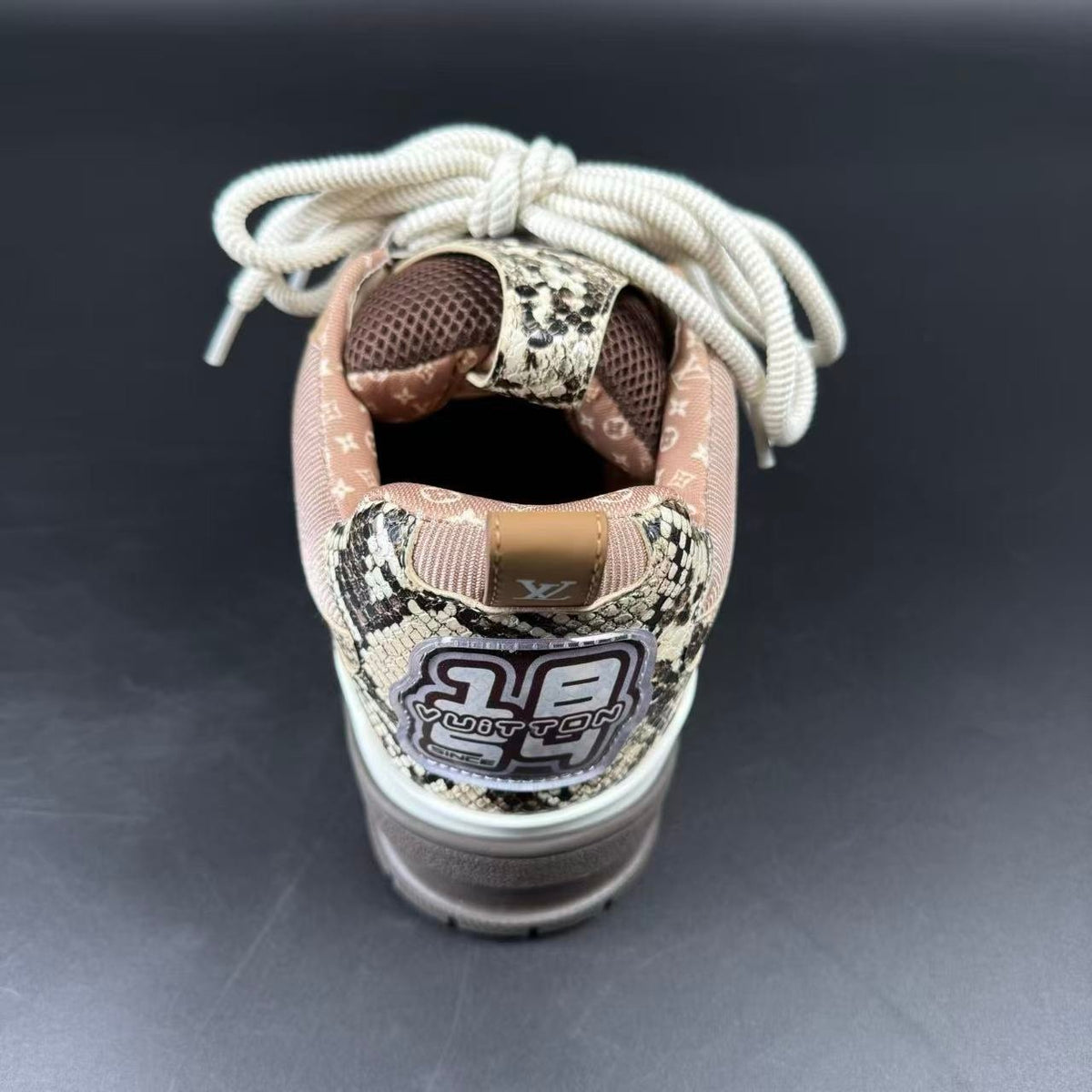 LV SKATE