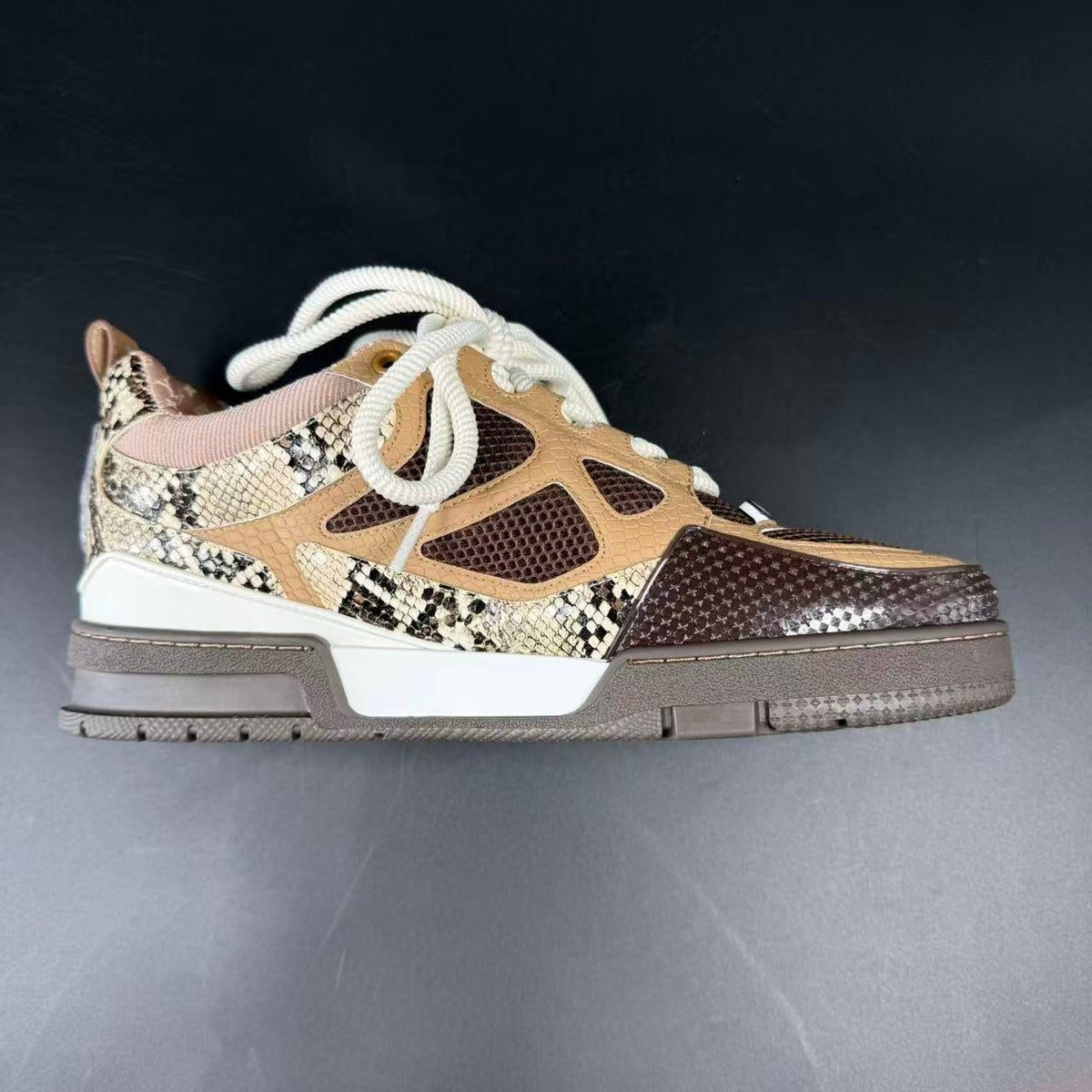 LV SKATE