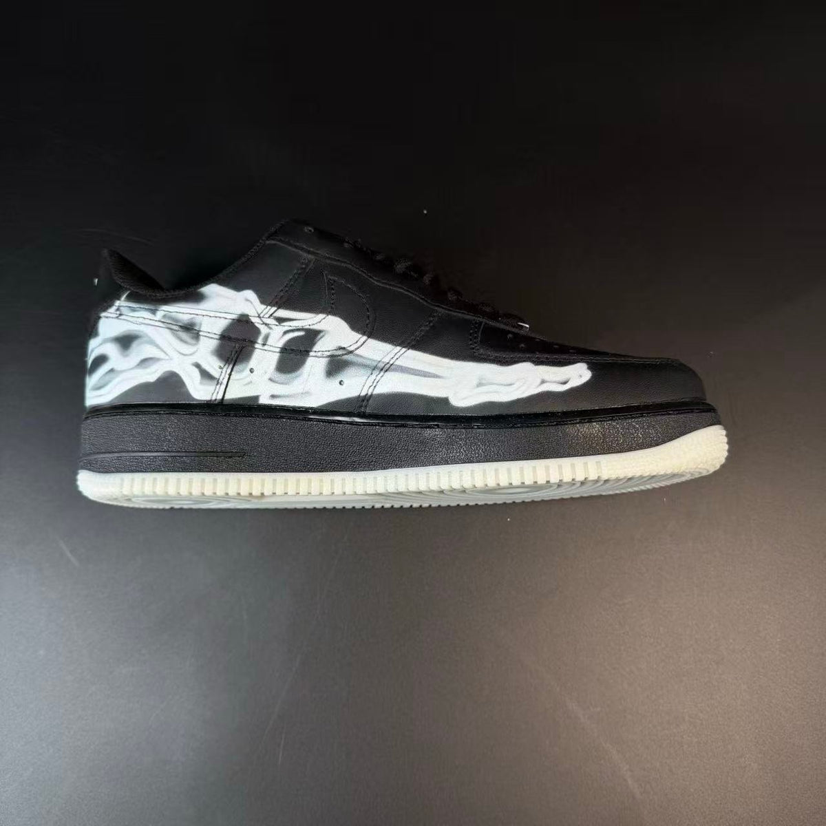 AF1