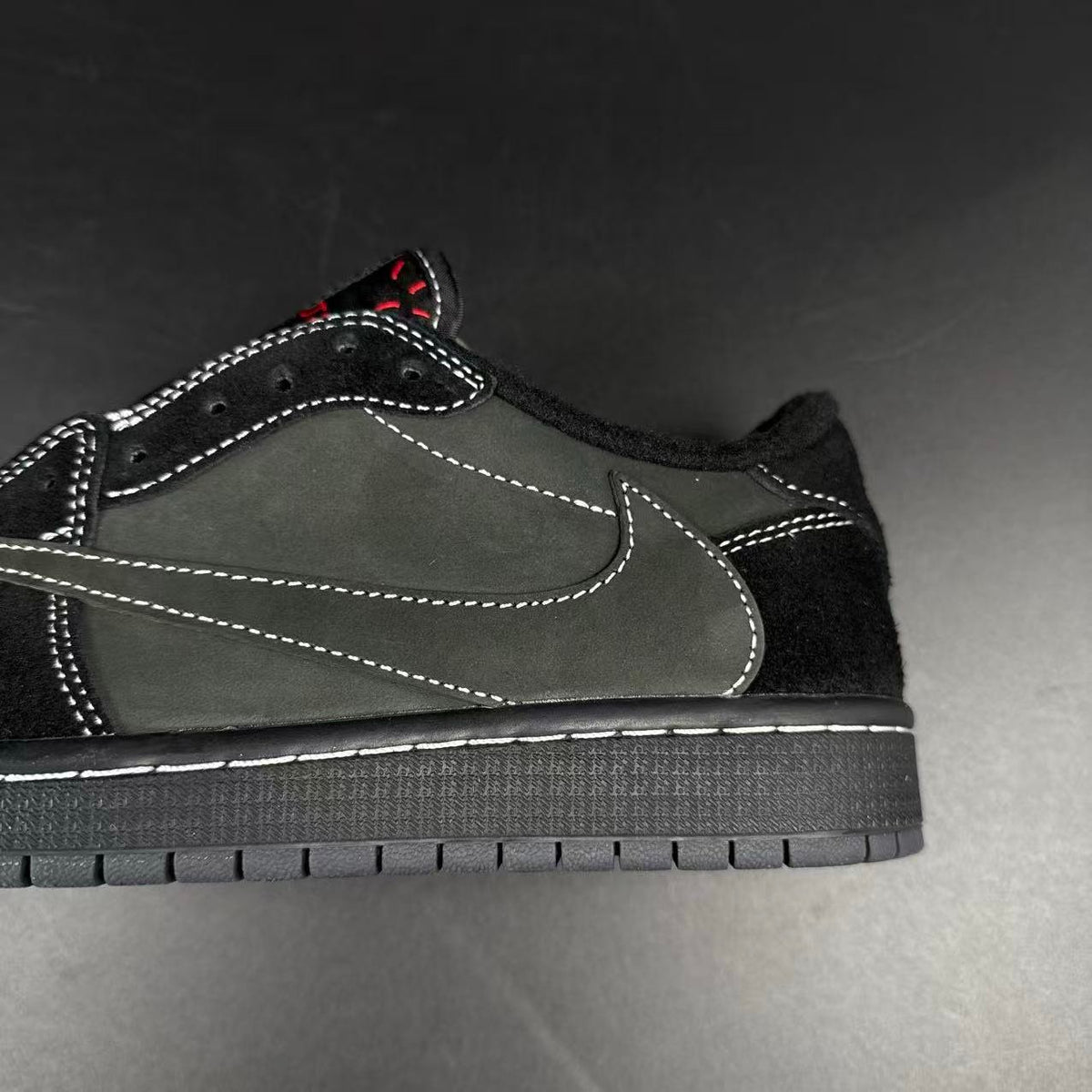 JORDAN 1 LOW x TRAVIS
