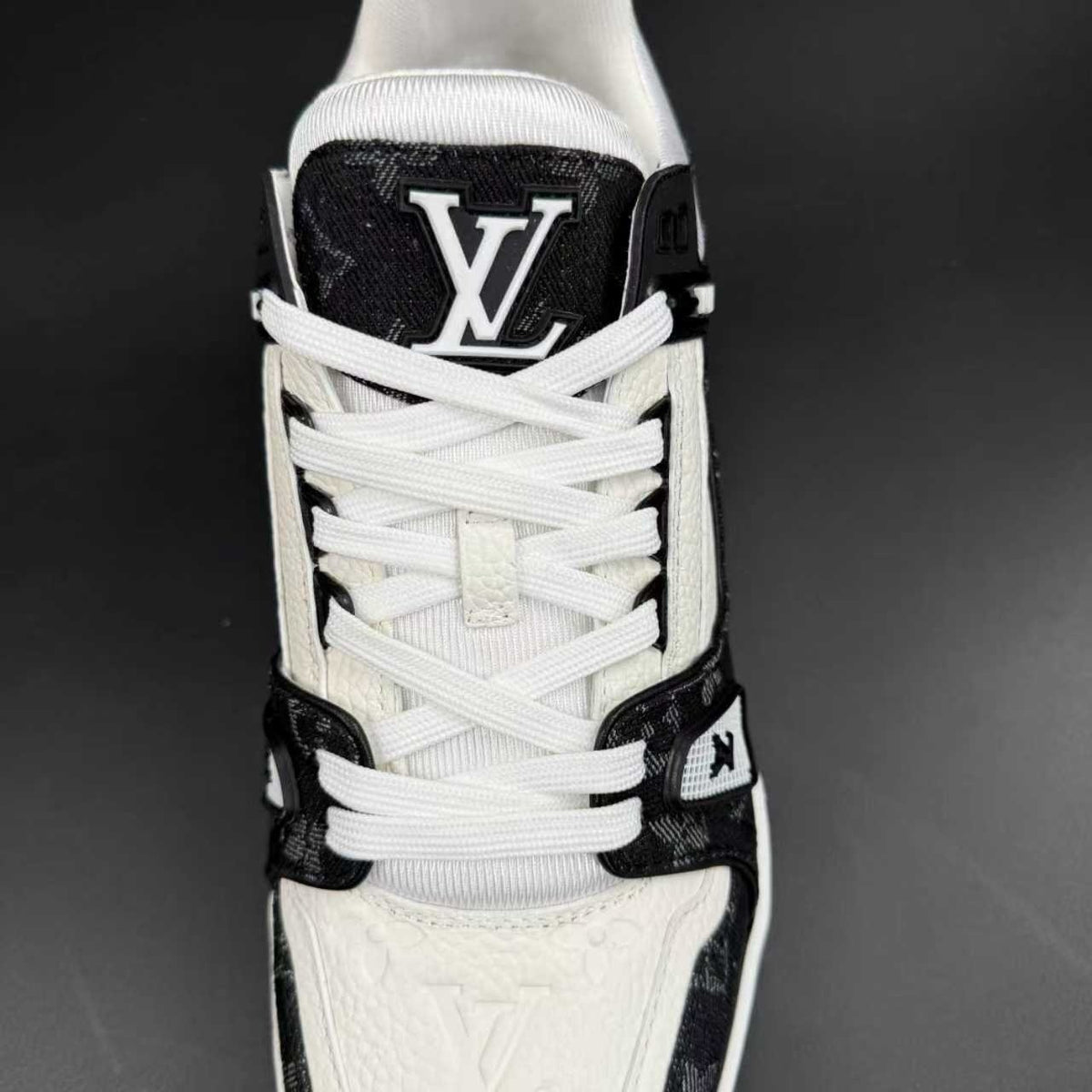 LV TRAINER