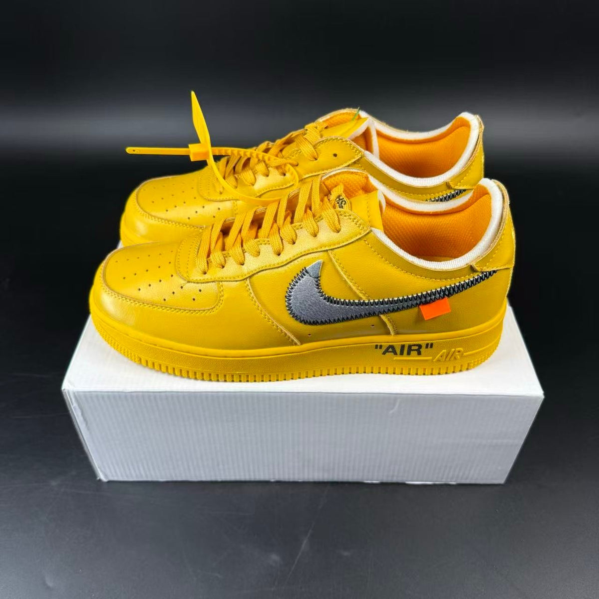 AF1 x OFF-W.