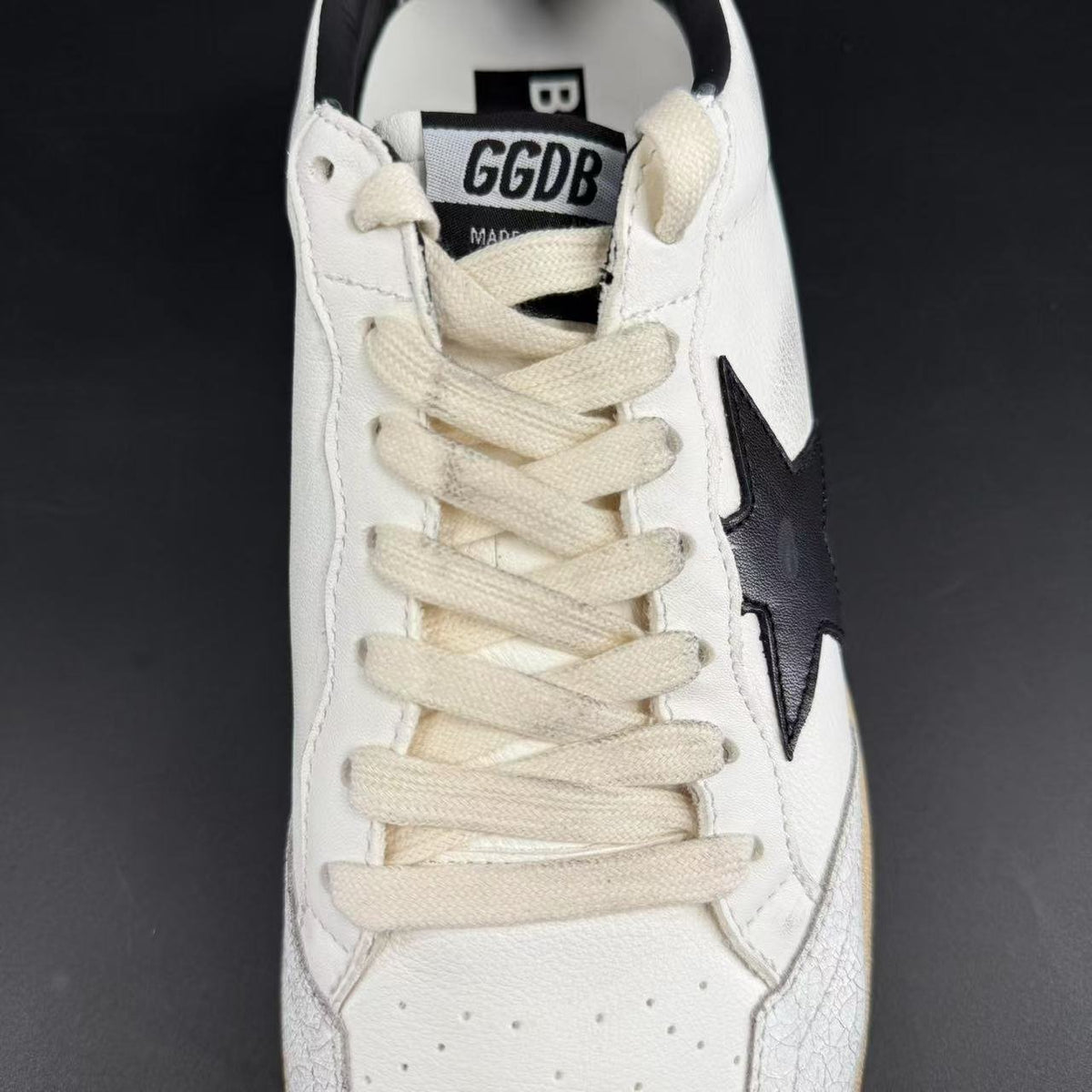 GOLDEN GOOSE