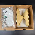 YEEZY SLIDE