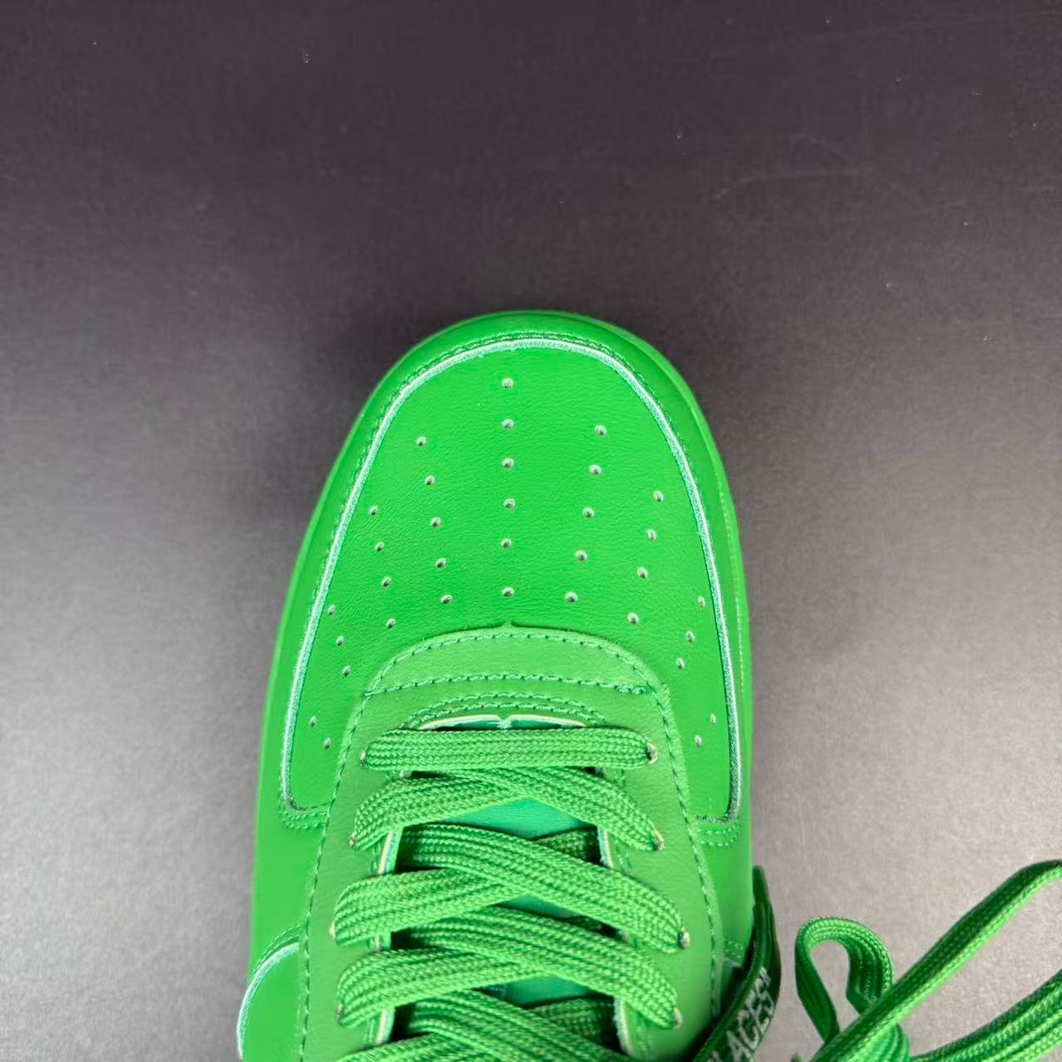 AF1 x OFF-W.