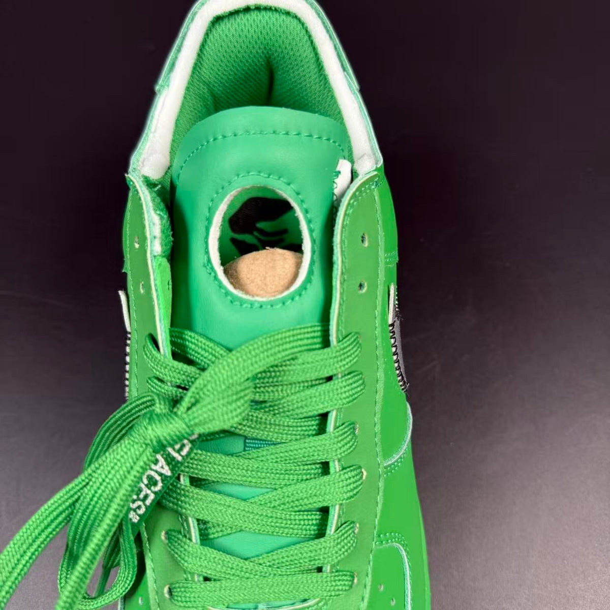 AF1 x OFF-W.