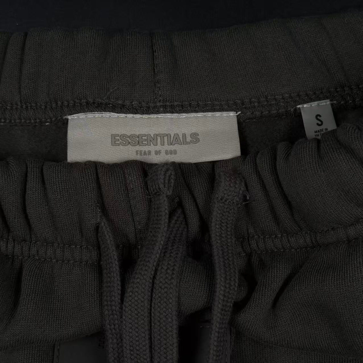 PANTALONCINI ESSENTIALS