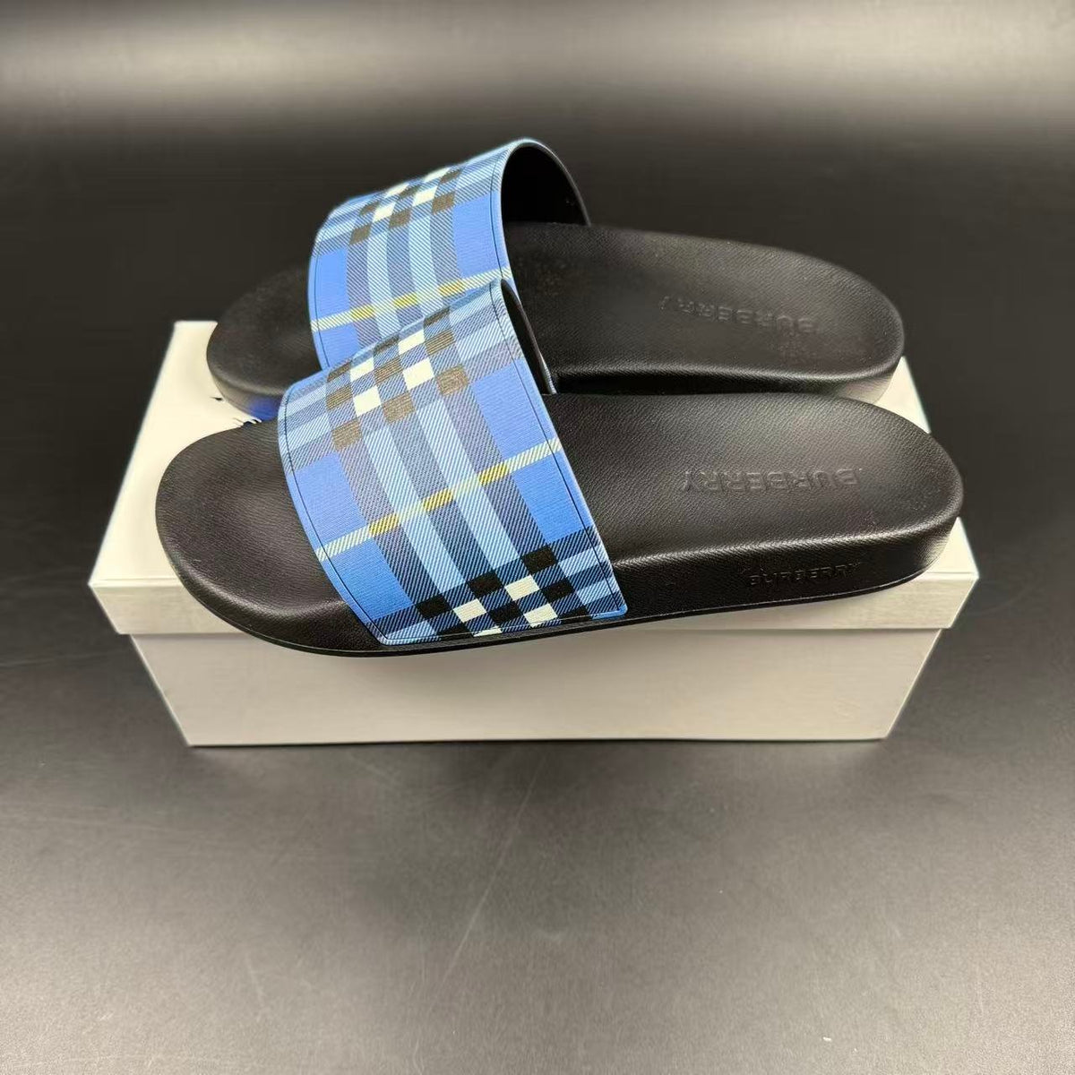 PANTOFOLE