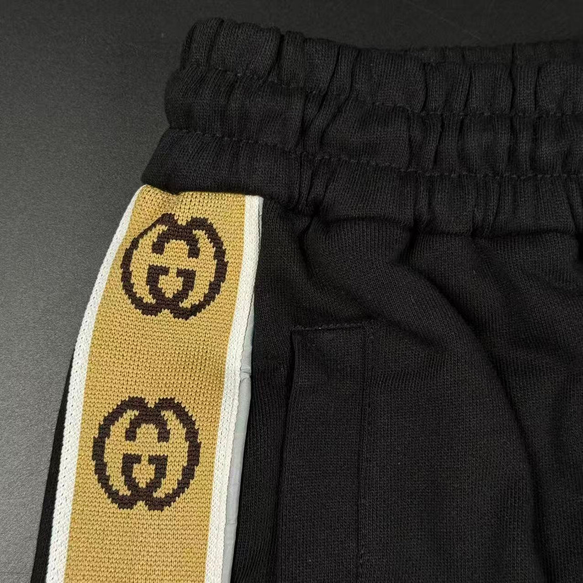 PANTALONCINI