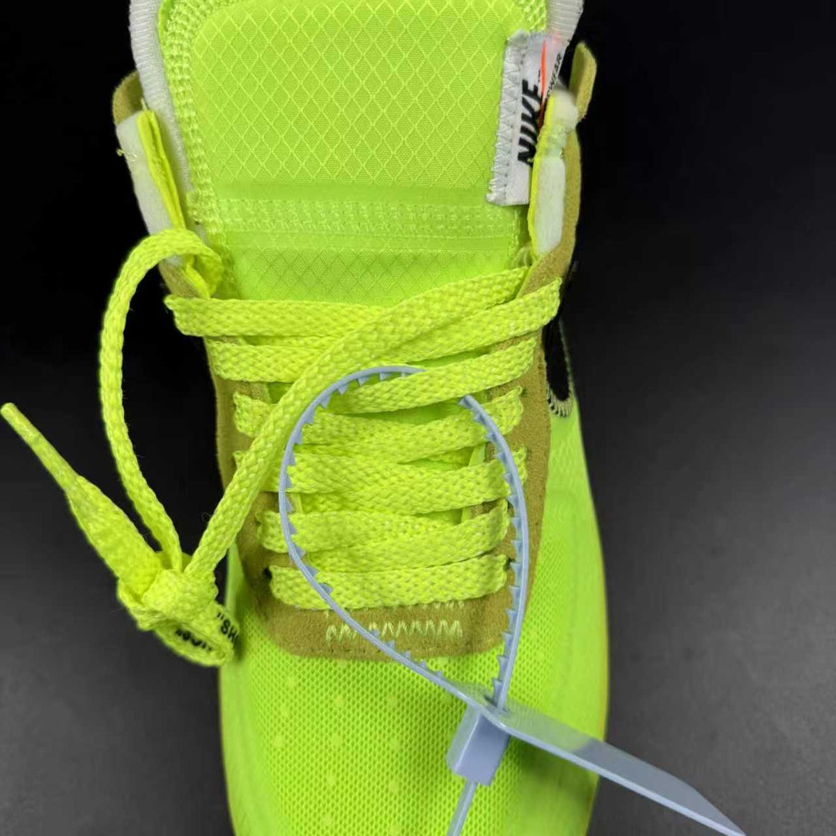 AF1 x OFF-W.