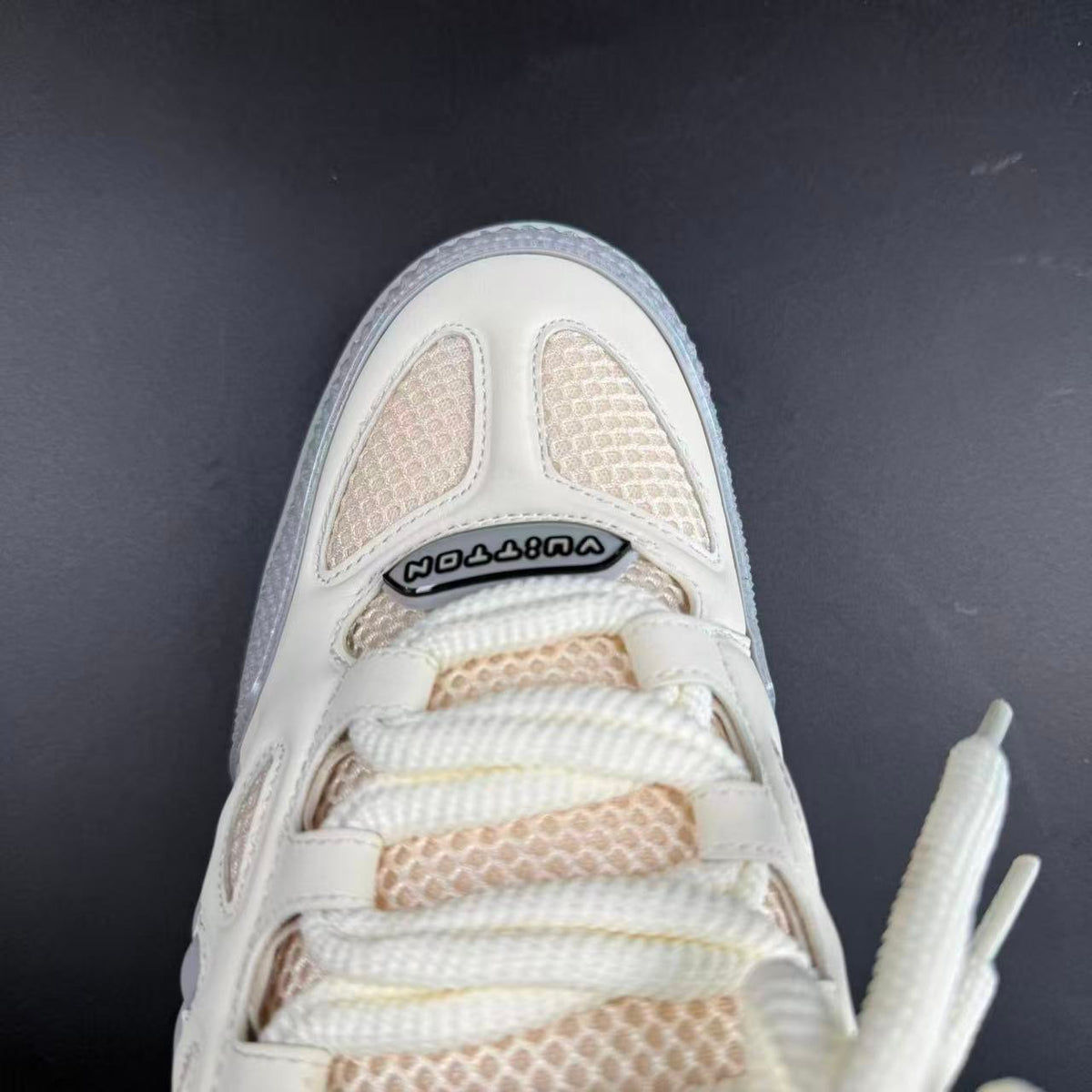 LV SKATE