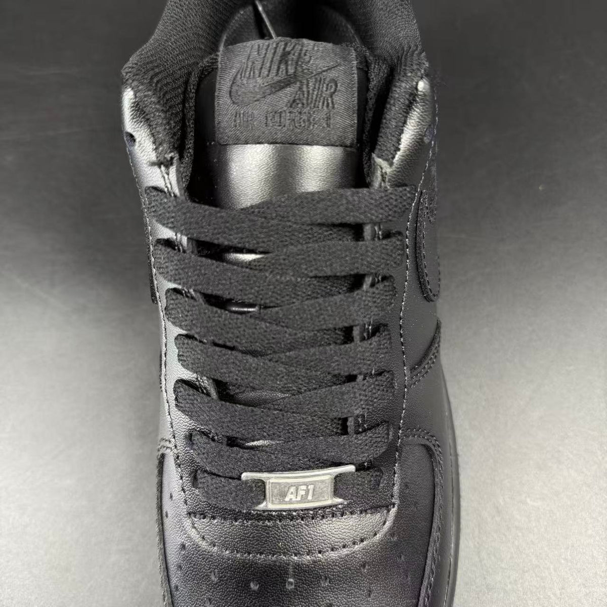 AF1