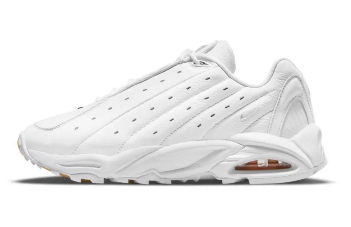 NIKE NOCTA