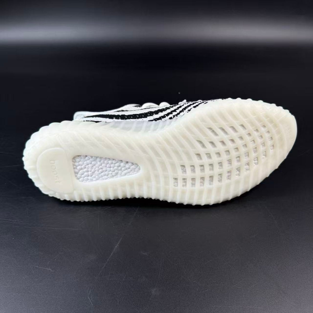 YZY– 350 V2