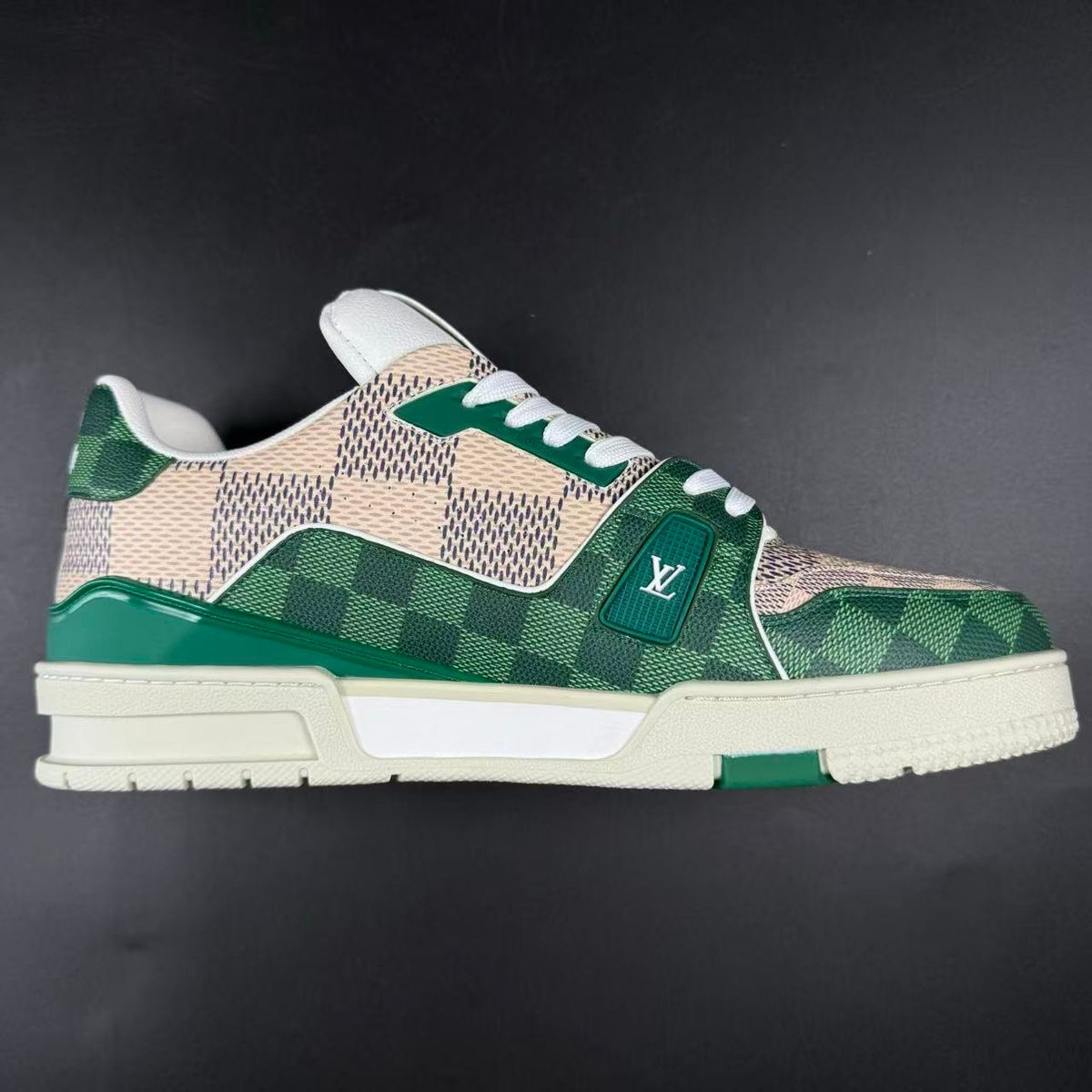 LV TRAINER