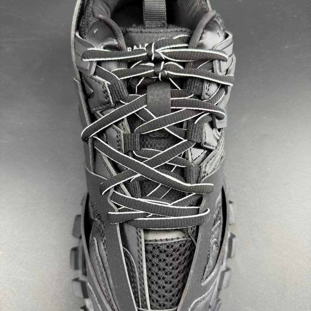 BALENCIAGA TRACK