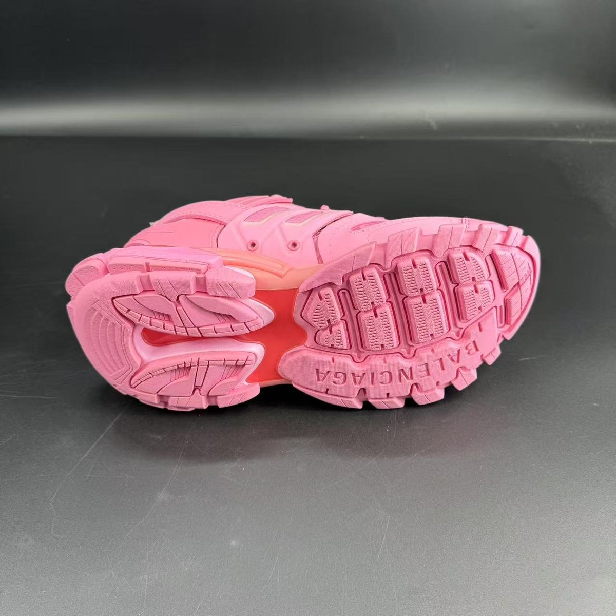 BALENCIAGA TRACK