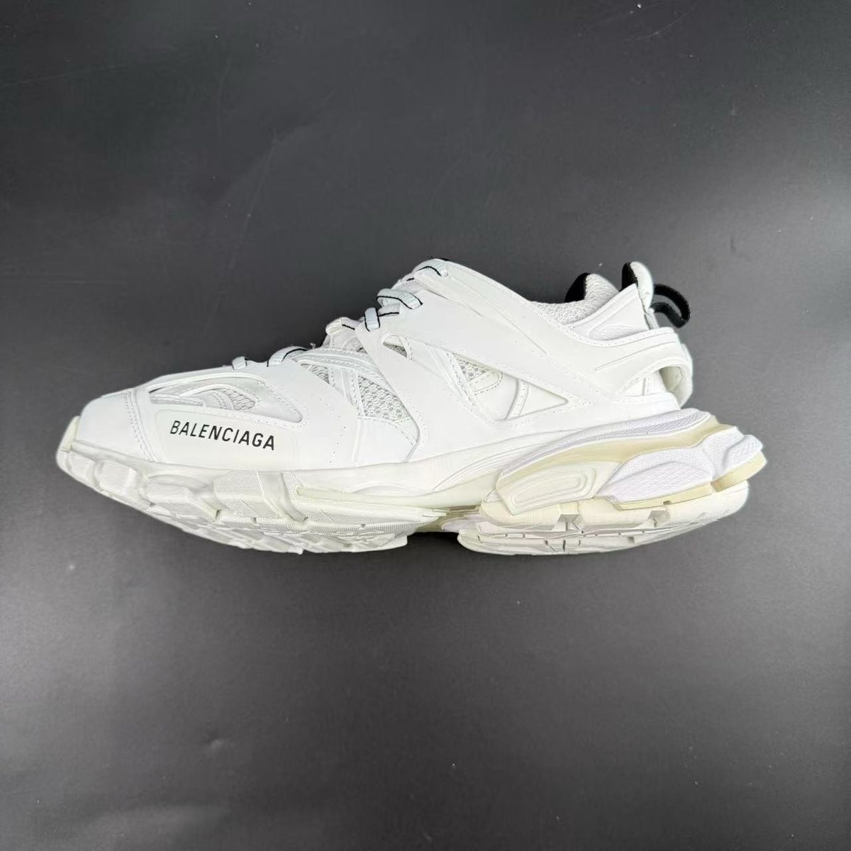 BALENCIAGA TRACK
