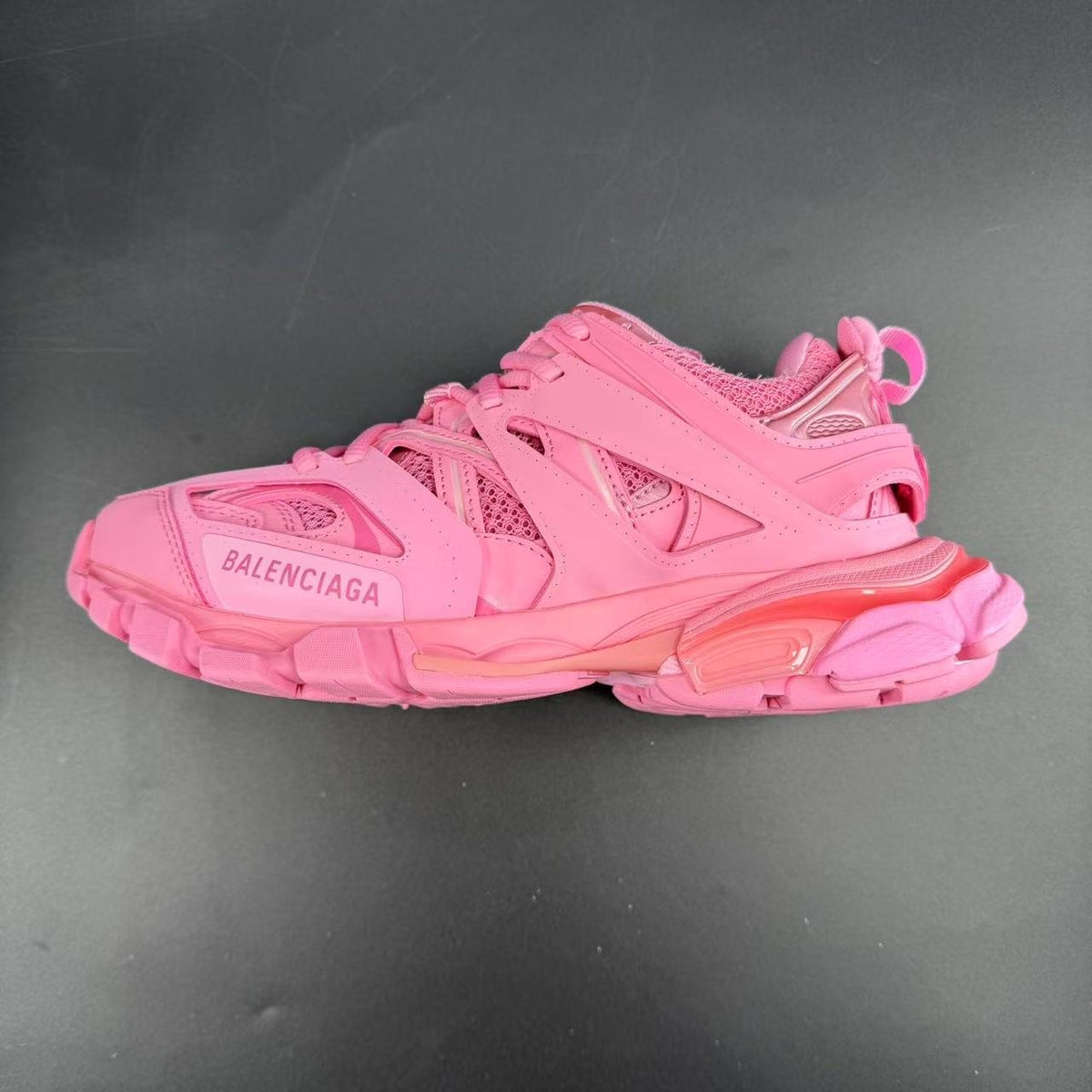 BALENCIAGA TRACK