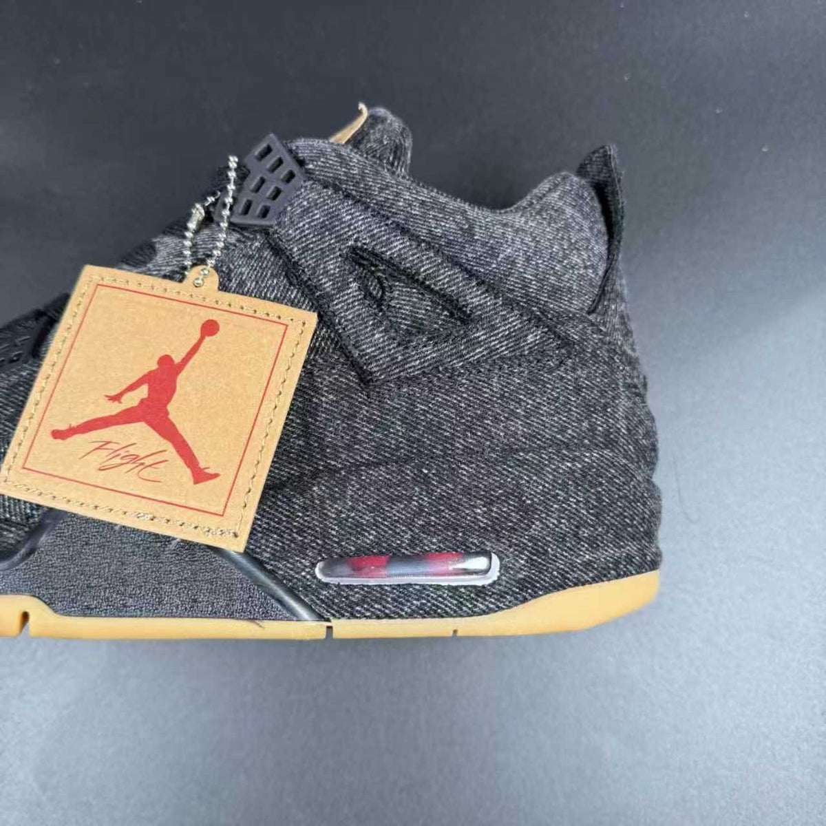 JORDAN 4
